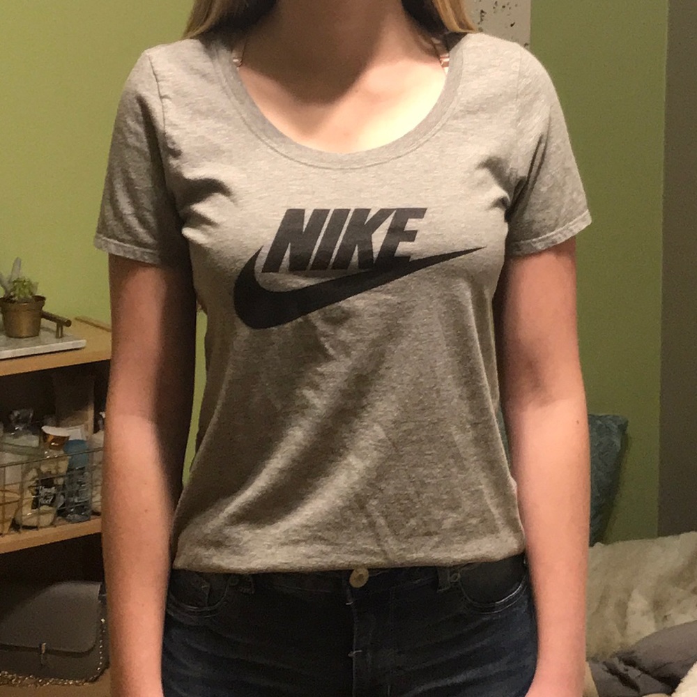 Nike T-shirt